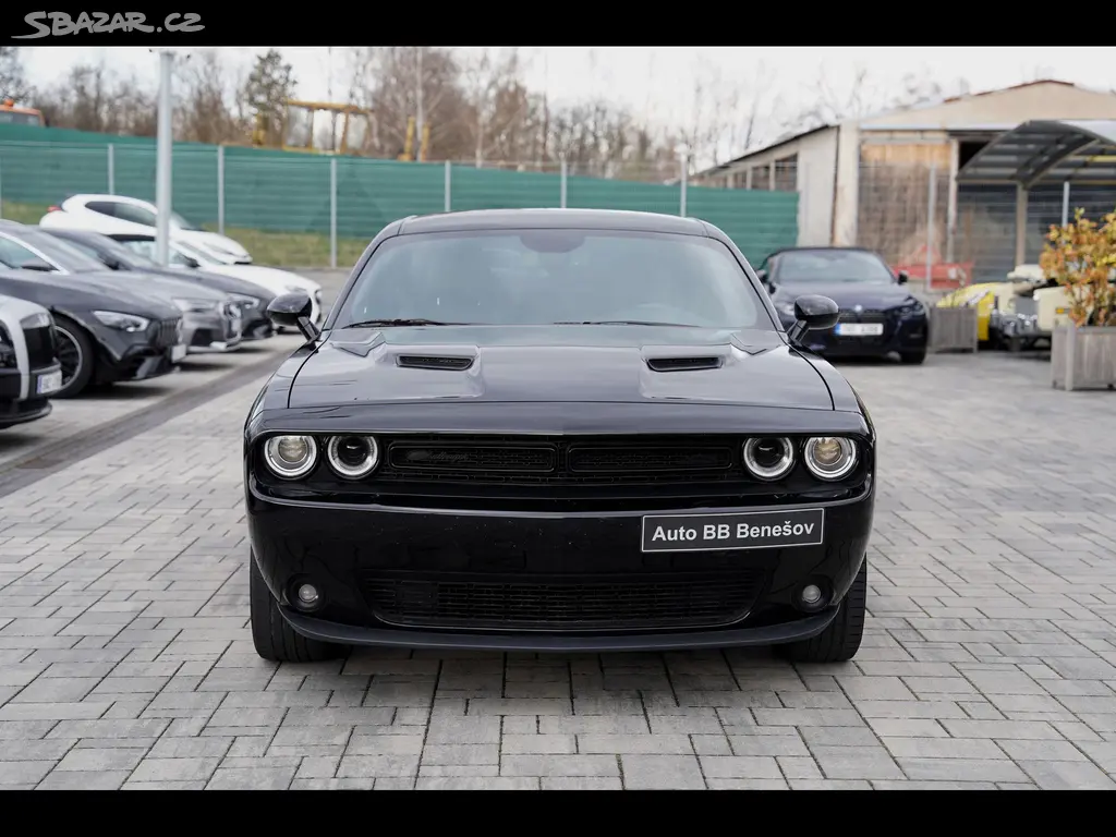 Dodge Challenger, 3.6 V6 automat,/kůže/xenony